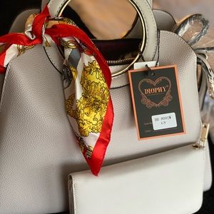 Diophy Circle Top Purse W / Wallet !